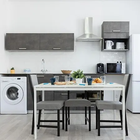 Le 29 - Emplacement Ideal Pour Ce T2 Épernay