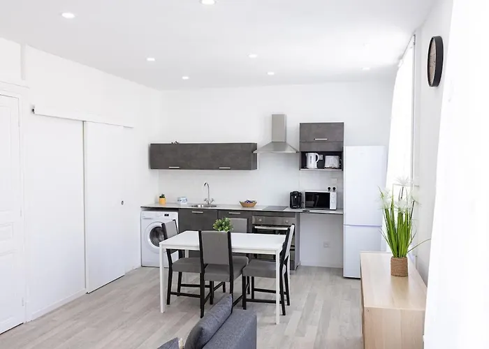 Le 29 - Emplacement Ideal Pour Ce T2 Épernay