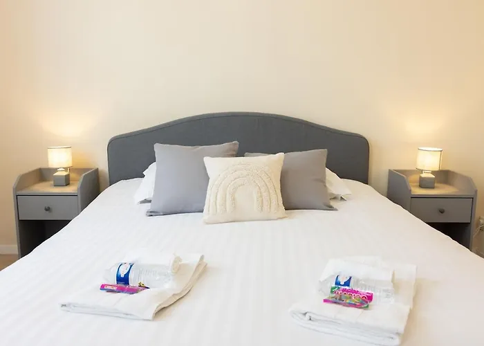 Le 29 - Emplacement Ideal Pour Ce T2 Apartment