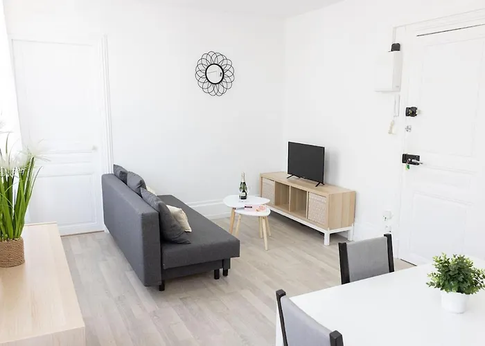 Le 29 - Emplacement Ideal Pour Ce T2 *